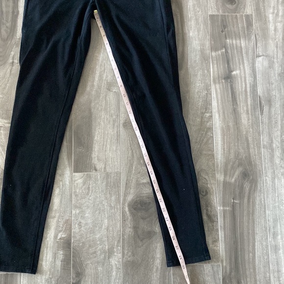 Women’s Uniqlo legging jeans - black - Picture 5 of 9